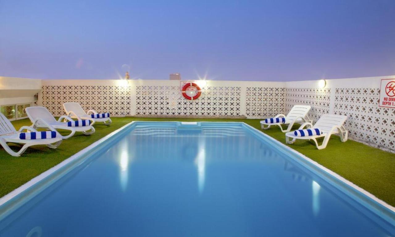 Landmark Hotel Dubai Exterior photo