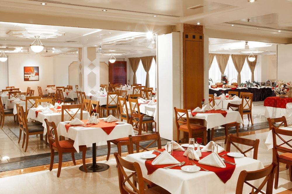 Landmark Hotel Dubai Exterior photo