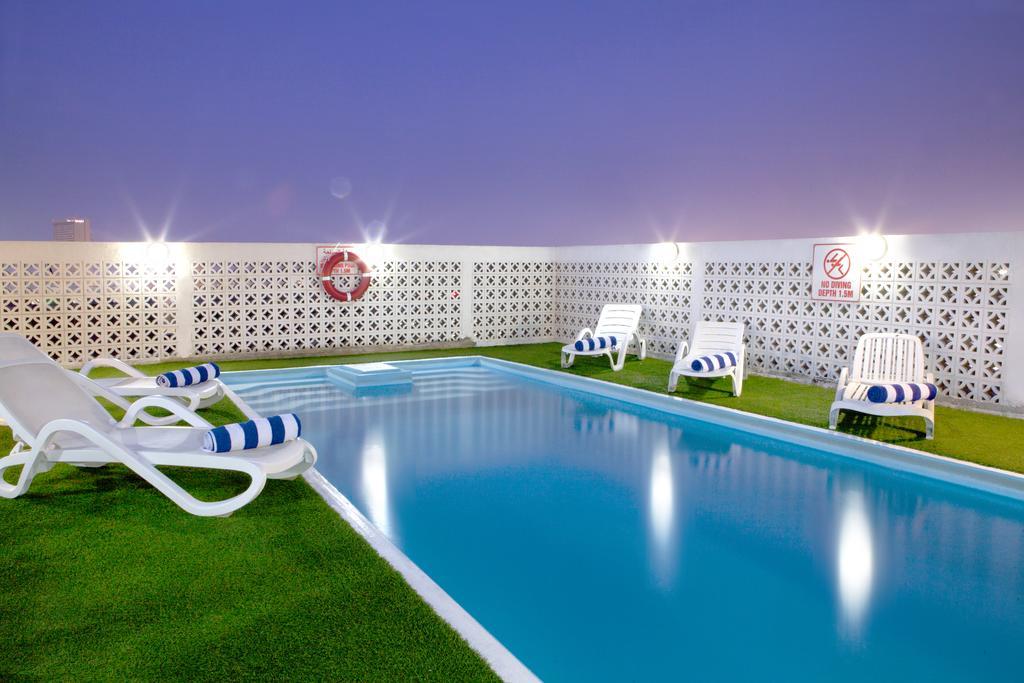 Landmark Hotel Dubai Exterior photo