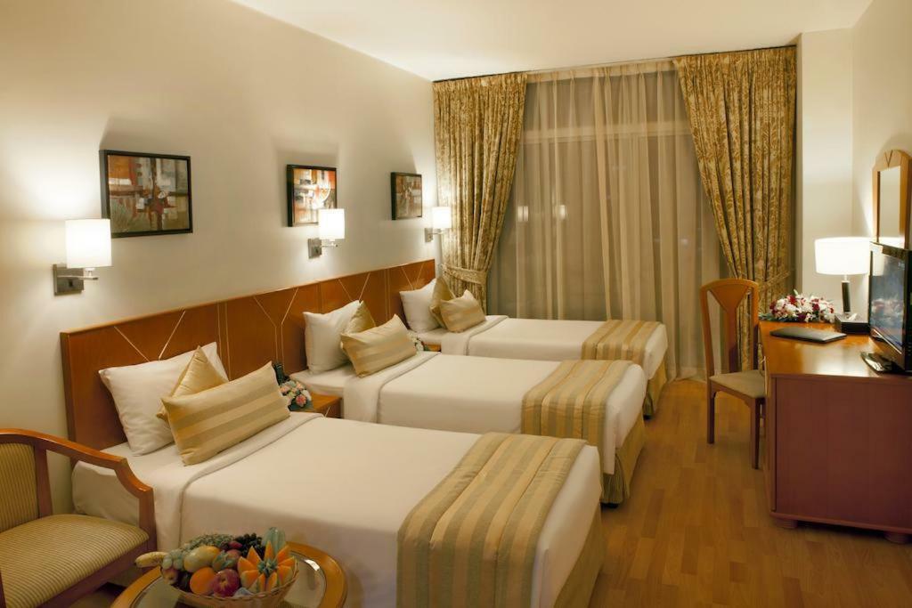 Landmark Hotel Dubai Exterior photo